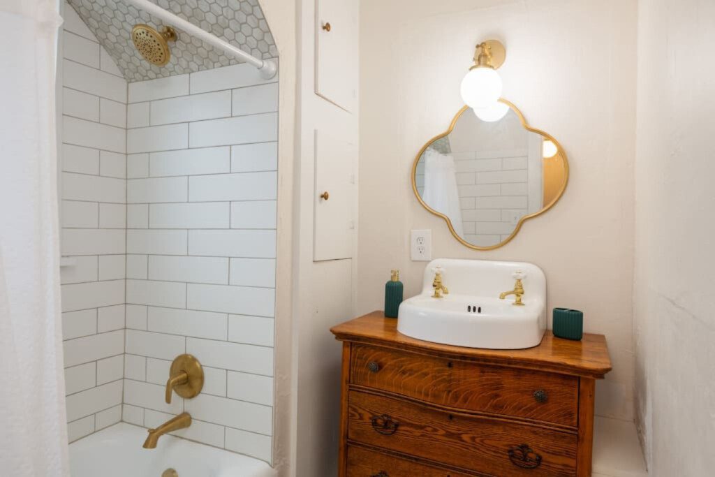 68654 200841 hFw739WNJc2M5St0SQD4kug2Gki5sQE7FxNQjSLgXmA 651d66c1375c4.jpg